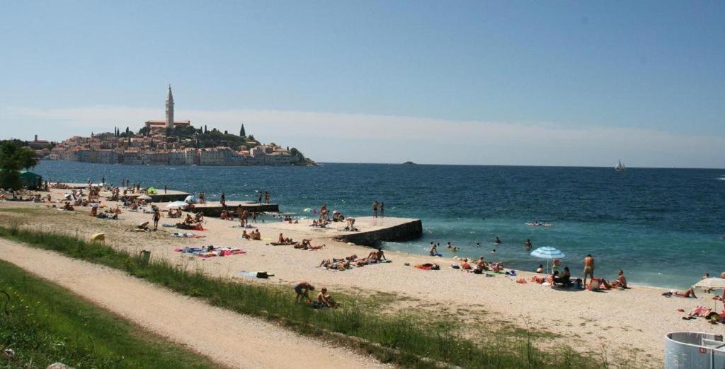Apartman Sara Rovinj Exterior photo